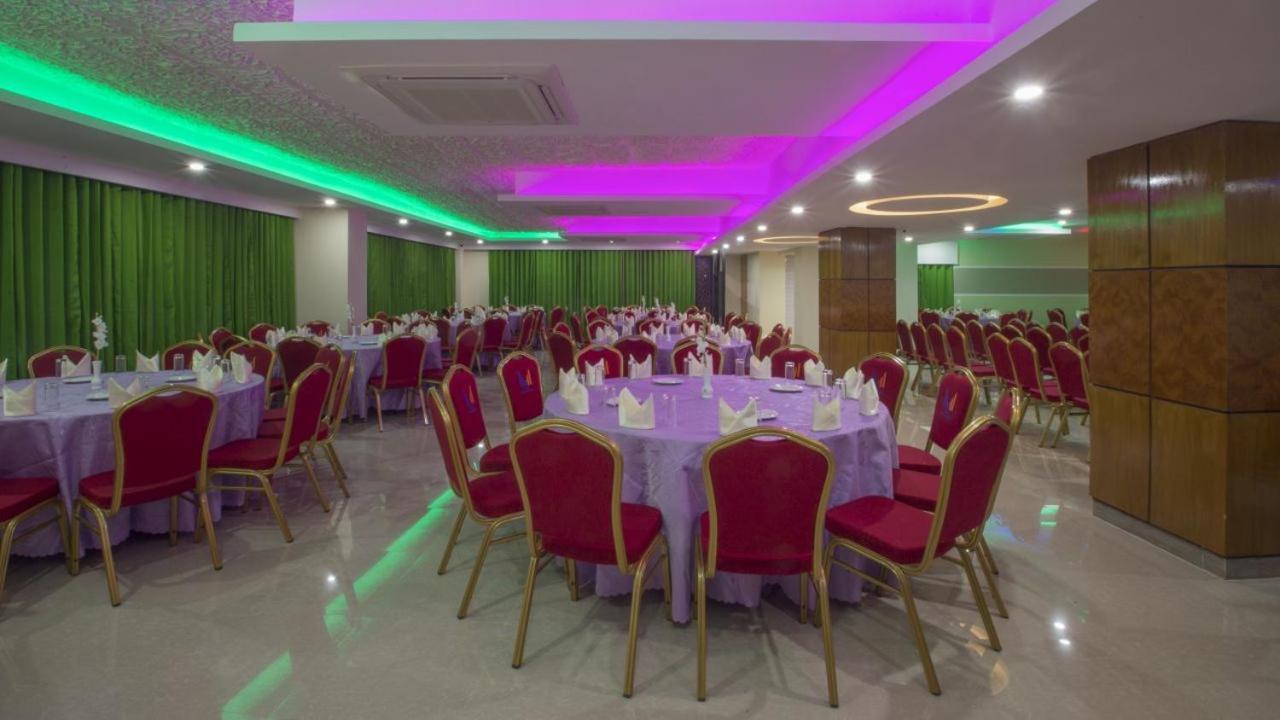 Hotel Mira Garden Сілет Екстер'єр фото