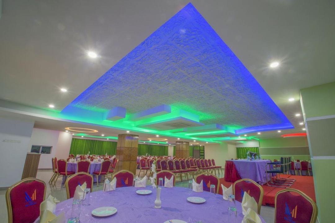 Hotel Mira Garden Сілет Екстер'єр фото