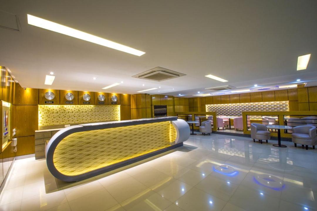 Hotel Mira Garden Сілет Екстер'єр фото