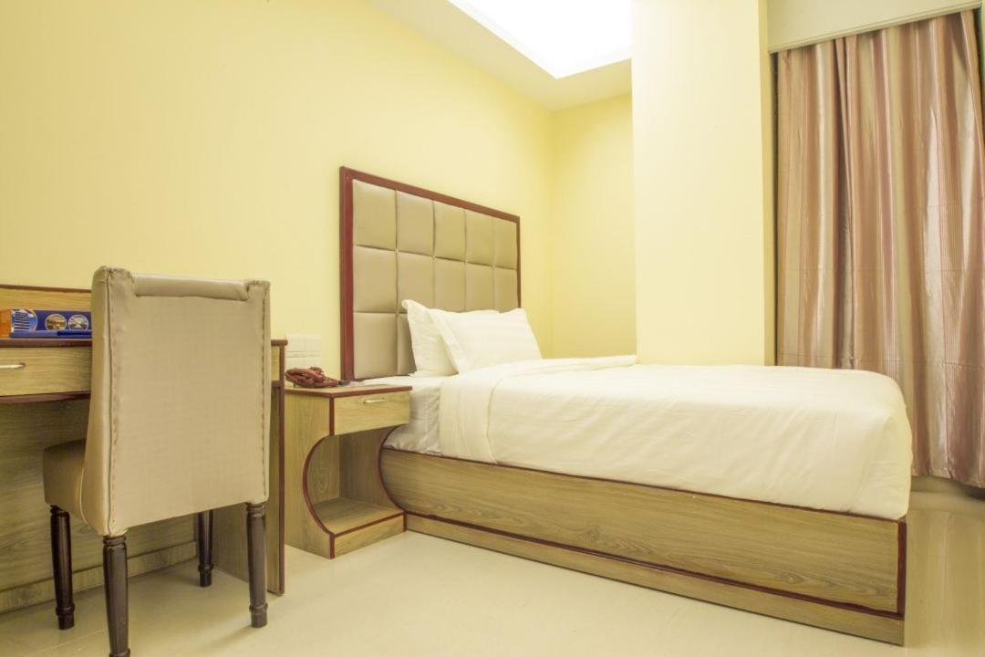 Hotel Mira Garden Сілет Екстер'єр фото