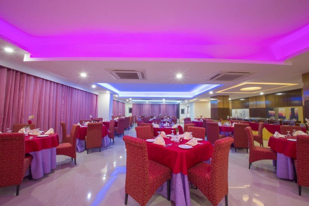Hotel Mira Garden Сілет Екстер'єр фото